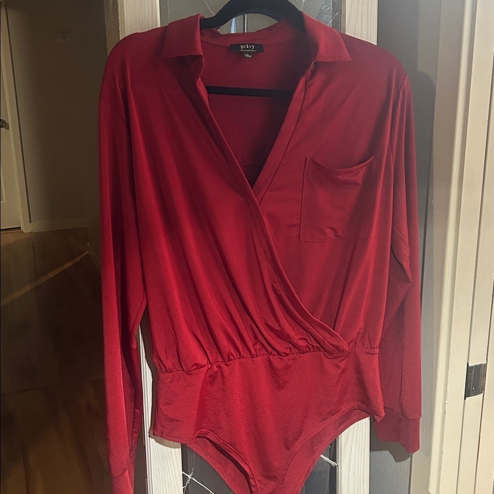 Privy Scarlet Apparel